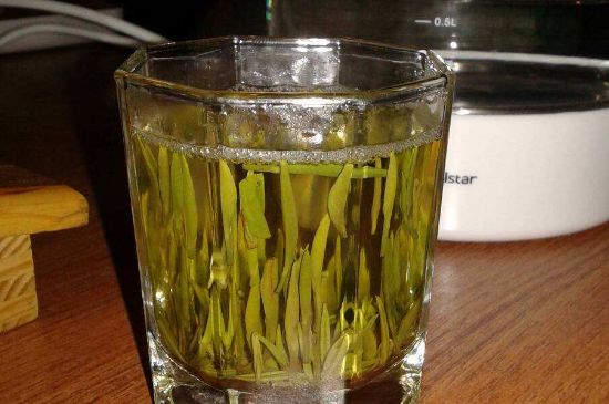 冷泡茶用什么茶葉最好，什么樣的茶適合冷泡？