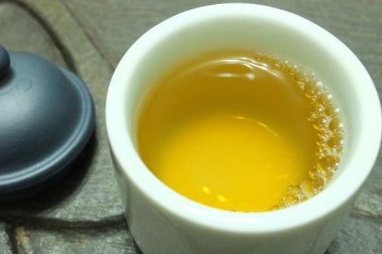 蜂蜜泡茶葉的副作用，蜂蜜泡茶葉有什么禁忌
