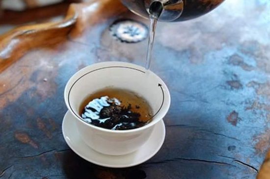 喝茶茶桌上的禮儀有哪些，泡茶待客十大禮儀不可不做！