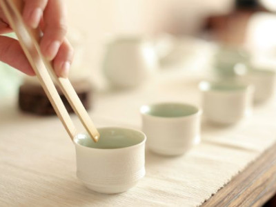 鐵觀音的泡法，水溫100°C最佳第一泡不能喝