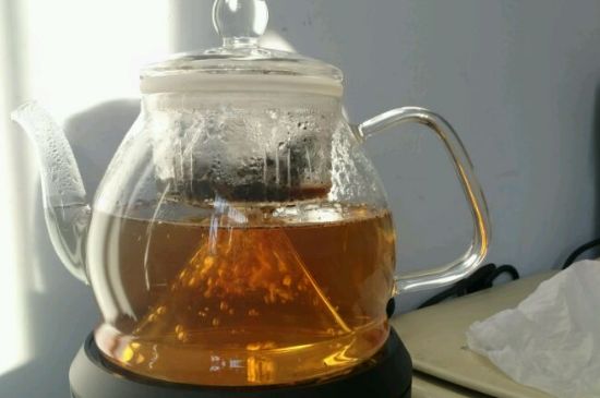 蒸茶和煮茶的區(qū)別，蒸茶和煮茶哪個(gè)好