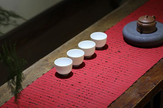 喝茶茶桌上的禮儀有哪些，泡茶待客十大禮儀不可不做！