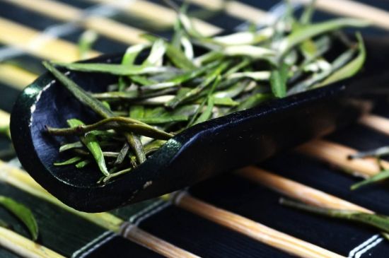 老茶和新茶哪個(gè)好，老茶好喝還是新茶好喝