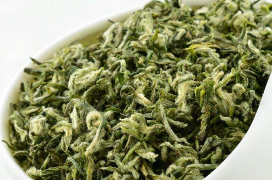 真假碧螺春泡水后區(qū)別，蘇州洞庭碧螺春怎樣鑒別好壞？