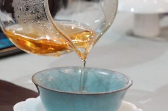 什么茶葉容易放香精，香精茶有什么危害？
