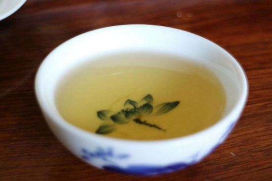 茉莉香精茶的鑒別方法，茉莉茶加香精怎樣識(shí)別？