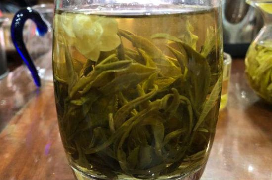 茉莉龍珠泡開(kāi)后為什么都是梗，茉莉龍珠泡開(kāi)后什么樣？