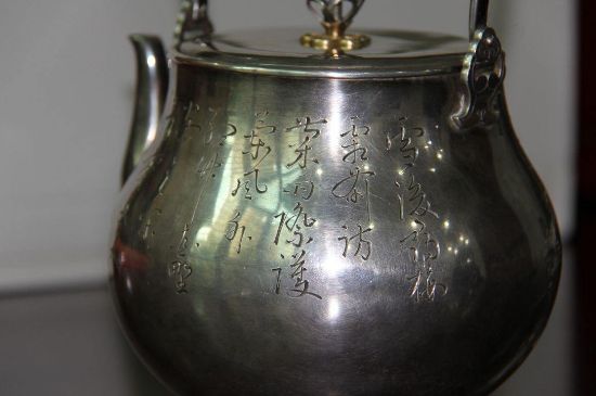 銀壺泡茶后為什么會變黑，銀壺內(nèi)膽發(fā)黑怎么辦