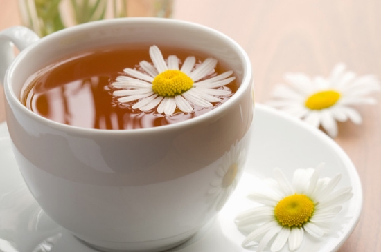 經(jīng)常菊花泡水好嗎，喝菊花茶有什么好處？