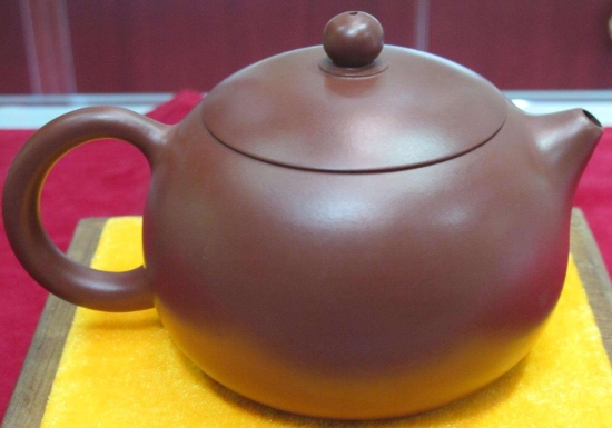 宜興紫砂壺四大經(jīng)典壺型叫什么，傳統(tǒng)紫砂四大名壺介紹