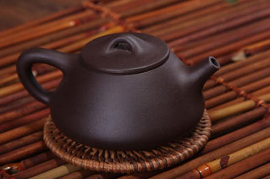 本山綠泥壺適合沖泡什么茶，紫砂壺本山綠最適合什么茶？