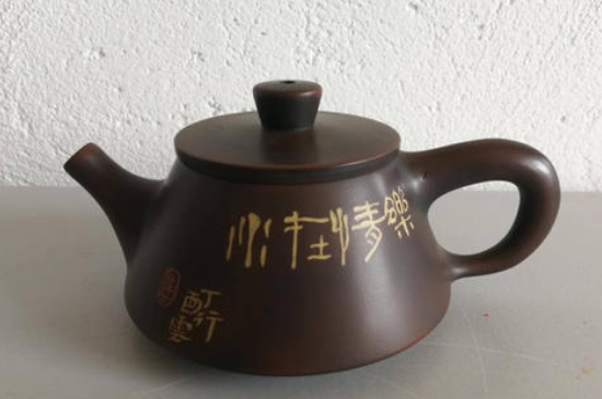 四大名陶哪個泡茶最好，中國四大名陶主要泡什么茶？