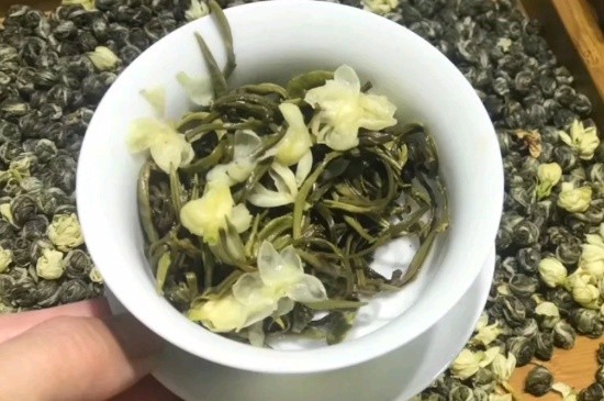 茉莉香珠跟龍珠有什么區(qū)別嗎，茉莉龍珠和茉莉香珠那個好？