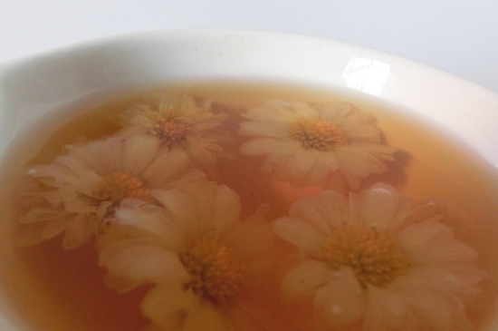 喝菊花茶有什么效果，女人長期喝菊花茶好嗎？