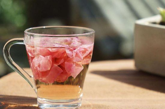 玫瑰花茶和什么搭配好，玫瑰花茶的搭配大全！