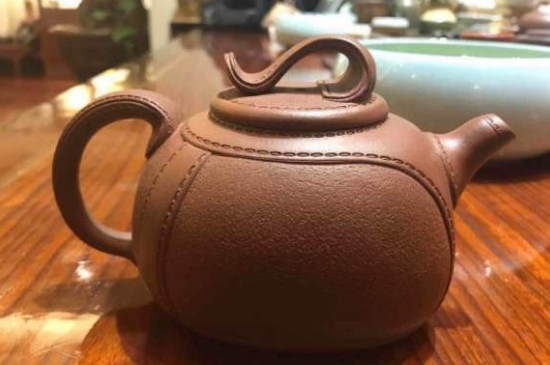 泡茶用坭興陶和紫砂壺哪個(gè)好，紫砂壺比坭興陶壺好嗎？