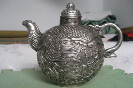 銀壺泡茶后為什么會變黑，銀壺內(nèi)膽發(fā)黑怎么辦