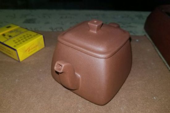手工紫砂壺和模具壺有什么區(qū)別，快速鑒別手工壺模具壺