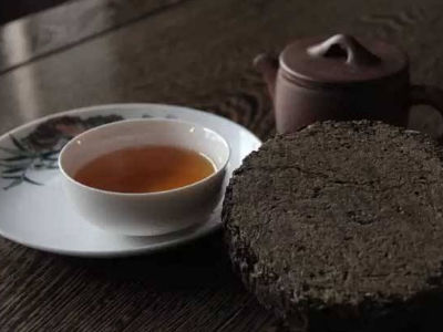安化黑茶的功效，安化黑茶可以調(diào)理腸胃嗎？