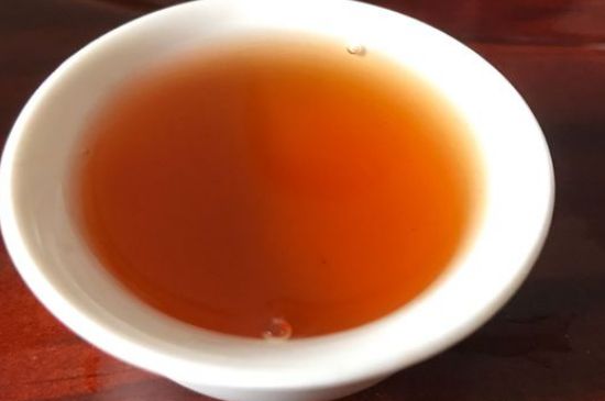 正山小種喝起來苦澀有點酸對嗎，正山小種發(fā)酸有害嗎