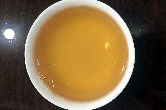 白茶三年為藥七年為寶的原理，為什么說(shuō)一年茶三年藥七年寶？