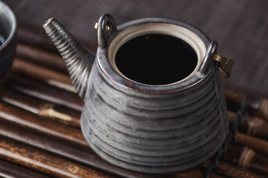 黑茶用什么壺煮最好，黑茶用什么煮效果好？