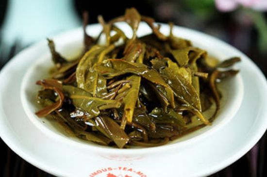 茯磚茶與普洱茶哪個(gè)好，茯茶和普洱茶口味區(qū)別
