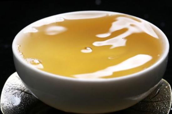 綠茶加重濕氣？濕氣體質(zhì)寒的人能喝綠茶嗎