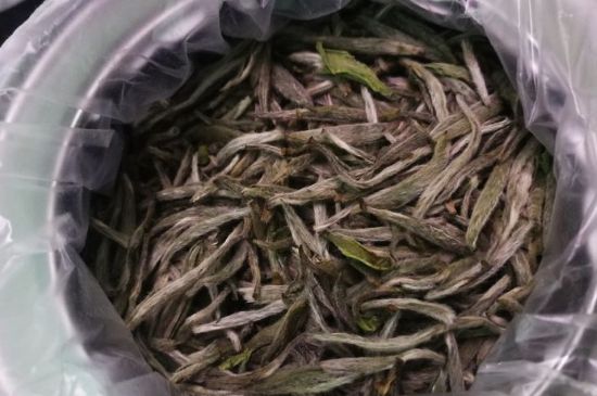 新白毫銀針和老白毫銀針的區(qū)別，新老白毫銀針的品質特征
